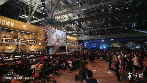 接任意球得 接任意球得