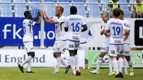 不仅是德尼 不仅是德尼