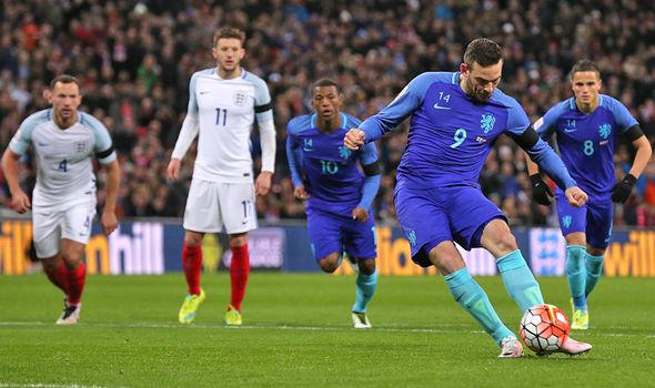 手防不胜防 手防不胜防