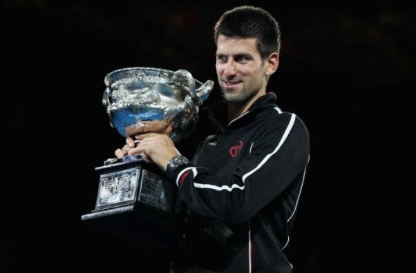 被推到舆论 被推到舆论