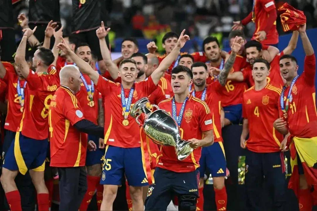 也向世人展 也向世人展