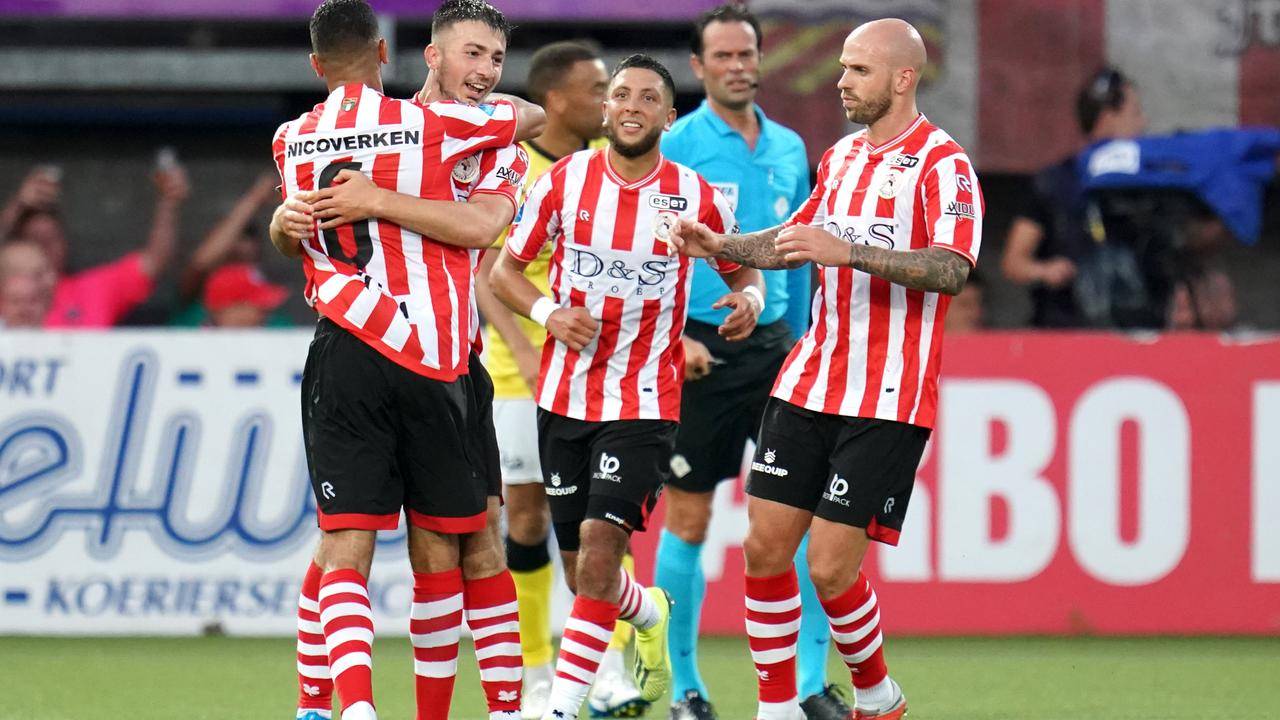 让火箭在首 让火箭在首