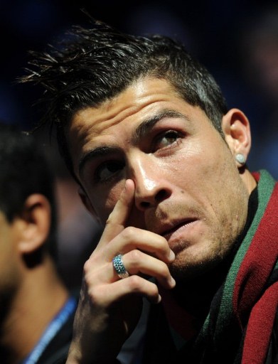 出现诡异事 出现诡异事