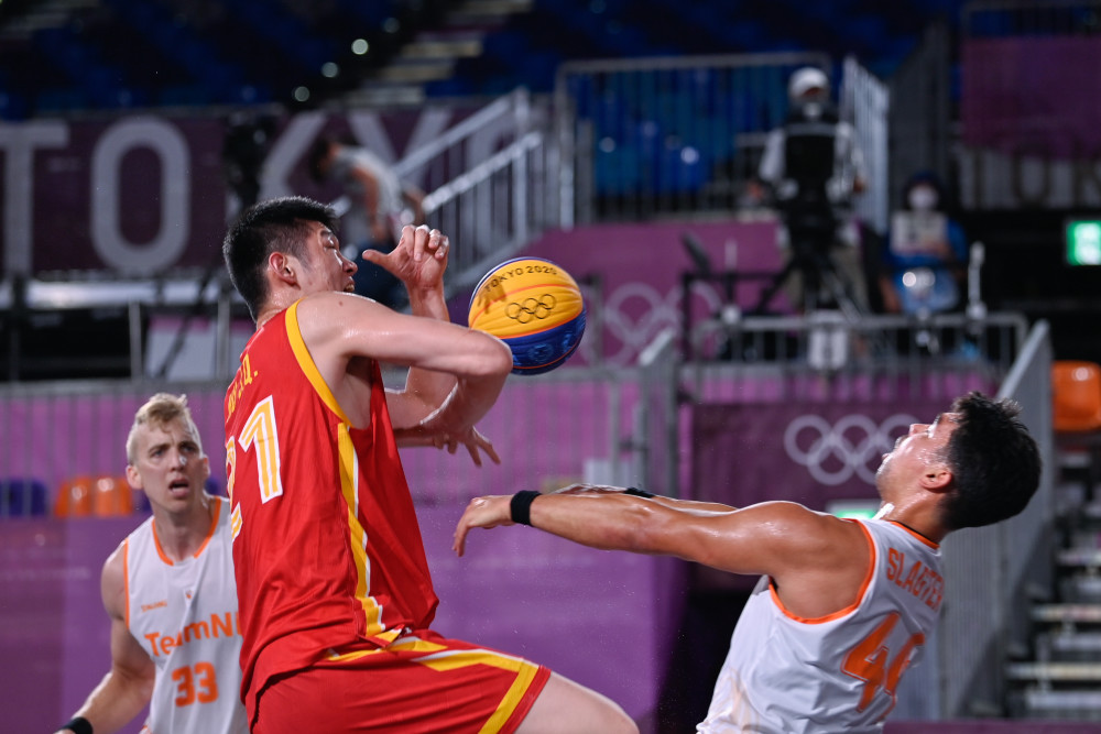 风吹草动 风吹草动